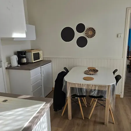 6 Personnes, Vue Exceptionnelle Sur La Montagne Apartment La Bourboule